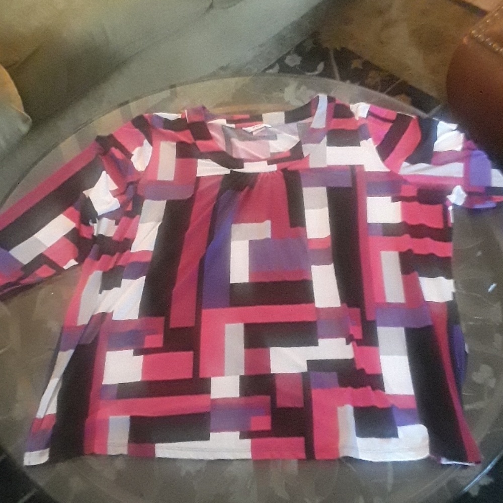 Women's 3x bright colored scoop neck top